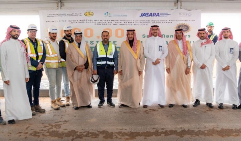 %d9%88%d8%b2%d9%8a%d8%b1 %d8%a7%d9%84%d8%b5%d9%86%d8%a7%d8%b9%d8%a9 %d9%8a%d8%b6%d8%b9 %d8%ad%d8%ac%d8%b1 %d8%a7%d9%84%d8%a3%d8%b3%d8%a7%d8%b3 %d9%84%d9%804 %d9%85%d8%b5%d8%a7%d9%86%d8%b9 %d9%81%d9%8a