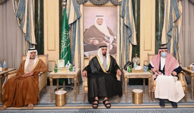 %d9%85%d9%85%d8%ab%d9%84 %d8%b1%d8%a6%d9%8a%d8%b3 %d8%af%d9%88%d9%84%d8%a9 %d8%a7%d9%84%d8%a5%d9%85%d8%a7%d8%b1%d8%a7%d8%aa %d9%8a%d9%82%d8%af%d9%85 %d9%88%d8%a7%d8%ac%d8%a8 %d8%a7%d9%84%d8%b9%d8%b2