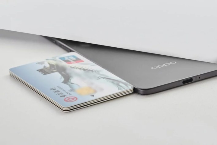 Oppo %d8%aa%d9%83%d8%b4%d9%81 %d8%b9%d9%86 %d9%87%d8%a7%d8%aa%d9%81 Find N5 %d8%a8%d8%a7%d9%84%d9%84%d9%88%d9%86 %d8%a7%d9%84%d8%a3%d8%a8%d9%8a%d8%b6 %d8%a5%d9%84%d9%89 %d8%ac%d8%a7%d9%86%d8%a8 %d8%b3