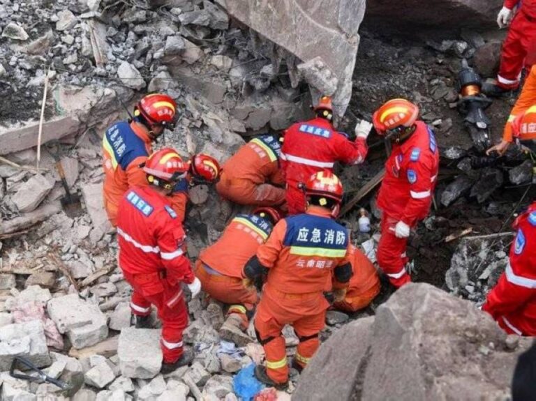 %d8%a7%d9%84%d8%b5%d9%8a%d9%86 %d9%81%d9%82%d8%af%d8%a7%d9%86 30 %d8%b4%d8%ae%d8%b5%d8%a7%d9%8b %d8%a5%d8%ab%d8%b1 %d8%a7%d9%86%d9%87%d9%8a%d8%a7%d8%b1 %d8%a3%d8%b1%d8%b6%d9%8a