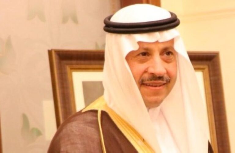 %d8%b3%d9%81%d9%8a%d8%b1 %d8%a7%d9%84%d9%85%d9%85%d9%84%d9%83%d8%a9 %d9%81%d9%8a %d8%a7%d9%84%d8%a8%d8%ad%d8%b1%d9%8a%d9%86 %d9%8a%d8%b1%d9%81%d8%b9 %d8%a3%d8%b3%d9%85%d9%89 %d8%a2%d9%8a%d8%a7%d8%aa