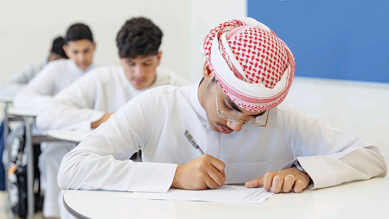 مدارس: نتائج الطلاب في التقويم الأول للفصل الثاني عبر “الباركود”