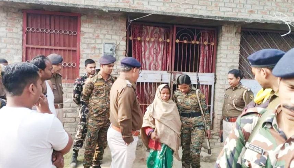 %d9%84%d8%a5%d8%ba%d8%a7%d8%b8%d8%a9 %d8%b2%d9%88%d8%ac%d9%87%d8%a7 %d8%aa%d8%b1%d9%85%d9%8a %d8%a3%d8%b7%d9%81%d8%a7%d9%84%d9%87%d8%a7 %d8%a7%d9%84%d8%ab%d9%84%d8%a7%d8%ab%d8%a9 %d9%81%d9%8a %d8%a8