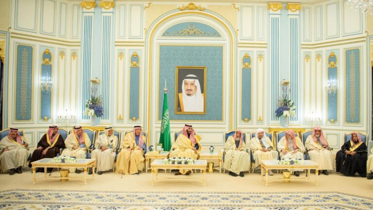 %d9%88%d9%84%d9%8a %d8%a7%d9%84%d8%b9%d9%87%d8%af %d9%8a%d8%b3%d8%aa%d9%82%d8%a8%d9%84 %d9%85%d9%81%d8%aa%d9%8a %d8%b9%d8%a7%d9%85 %d8%a7%d9%84%d9%85%d9%85%d9%84%d9%83%d8%a9 %d9%88%d8%ac%d9%85%d8%b9