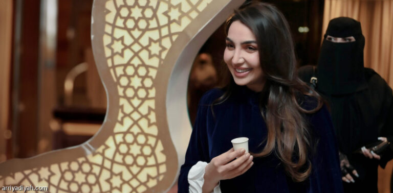 %d9%87%d8%a8%d8%a9 %d8%ad%d8%b3%d9%8a%d9%86 %d8%aa%d9%83%d8%b4%d9%81 %d8%b9%d9%86 %d8%a3%d9%83%d8%ab%d8%b1 %d8%b3%d8%a4%d8%a7%d9%84 %d9%88%d8%a7%d8%ac%d9%87%d9%87%d8%a7 %d9%81%d9%8a %d9%84%d9%8a