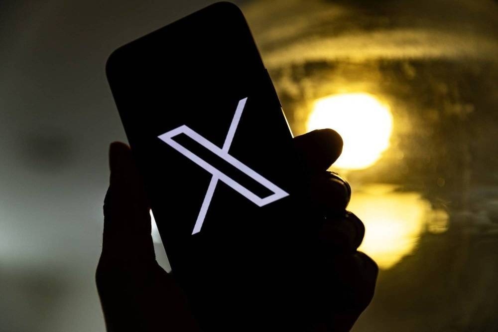 عطل فني يضرب منصة «X»