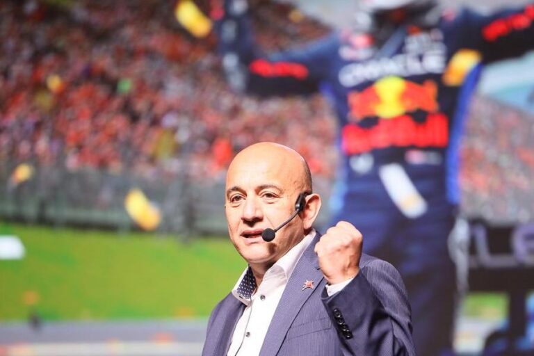 %d8%a5%d9%83%d8%b3%d9%88%d9%86 %d9%85%d9%88%d8%a8%d9%8a%d9%84 %d9%85%d8%b5%d8%b1 %d8%aa%d8%ad%d8%aa%d9%81%d9%84 %d8%a8%d8%a5%d9%86%d8%ac%d8%a7%d8%b2%d8%a7%d8%aa%d9%87%d8%a7 %d8%ae%d9%84%d8%a7%d9%84