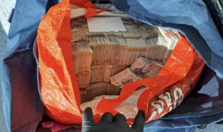 %d8%a8%d8%b3%d8%a8%d8%a8 %d9%85%d9%84%d9%8a%d9%88%d9%86 %d8%ac%d9%86%d9%8a%d9%87 %d8%a5%d8%b3%d8%aa%d8%b1%d9%84%d9%8a%d9%86%d9%8a %d9%85%d8%b3%d8%a7%d9%81%d8%b1 %d8%b9%d8%b1%d8%a8%d9%8a %d9%8a%d8%aa