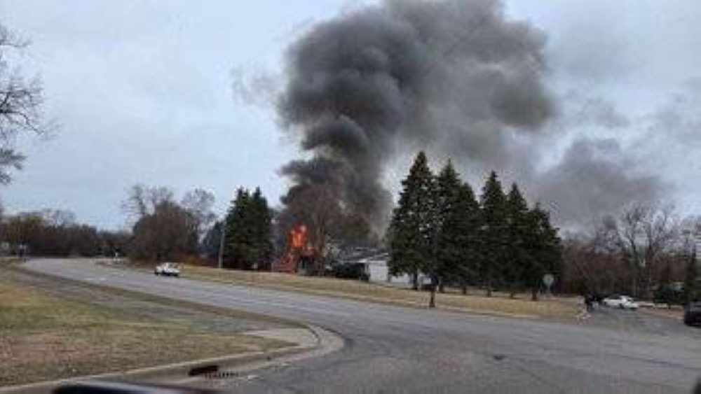 %d8%b7%d8%a7%d8%a6%d8%b1%d8%a9 %d8%a3%d9%85%d8%b1%d9%8a%d9%83%d9%8a%d8%a9 %d8%aa%d8%b5%d8%b7%d8%af%d9%85 %d8%a8%d9%85%d9%86%d8%b2%d9%84 %d9%81%d9%8a %d9%85%d9%8a%d9%86%d9%8a%d8%a7%d8%a8%d9%88%d9%84