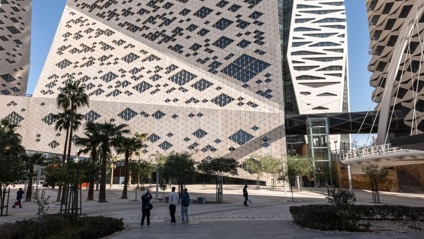 %d8%a5%d9%86%d8%af%d9%88%d9%86%d9%8a%d8%b3%d9%8a%d8%a7 %d8%aa%d8%b9%d8%aa%d8%b2%d9%85 %d8%b1%d9%81%d8%b9 %d8%a7%d9%84%d8%ad%d8%b8%d8%b1 %d8%b9%d9%86 %d8%b3%d9%81%d8%b1 %d8%a7%d9%84%d8%b9%d9%85%d8%a7