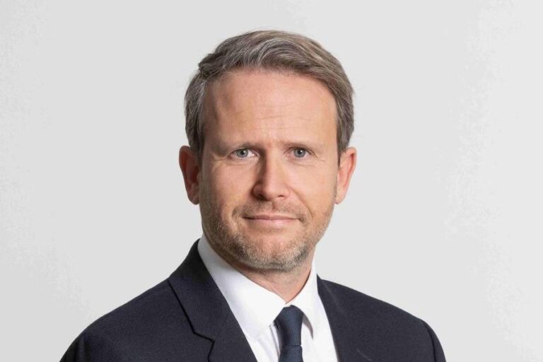 %d8%ad%d9%8a%d8%a7%d8%a9 %d8%aa%d8%b9%d9%84%d9%86 %d8%b9%d9%86 %d8%aa%d8%ba%d9%8a%d9%8a%d8%b1%d8%a7%d8%aa %d9%81%d9%8a %d8%a7%d9%84%d9%82%d9%8a%d8%a7%d8%af%d8%a9 %d8%a7%d9%84%d8%b9%d9%84%d9%8a%d8%a7