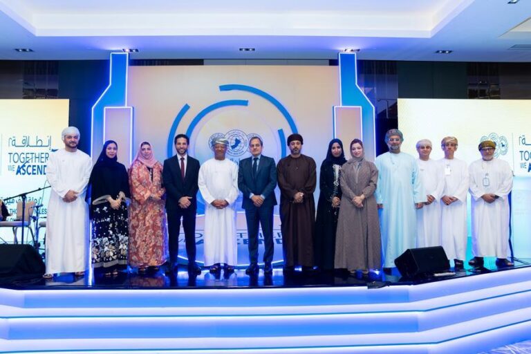 %d8%a8%d9%86%d9%83 %d8%b9%d9%8f%d9%85%d8%a7%d9%86 %d8%a7%d9%84%d8%b9%d8%b1%d8%a8%d9%8a %d9%8a%d8%ad%d8%aa%d9%81%d9%8a %d8%a8%d8%a5%d9%86%d8%ac%d8%a7%d8%b2%d8%a7%d8%aa%d9%87 %d9%88%d9%8a%d8%b9%d8%b2