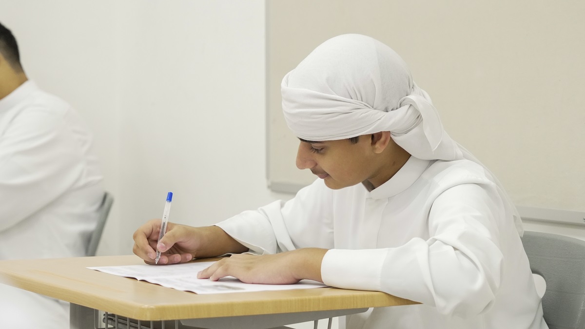 «عطل تقني» يعرقل دخول الطلبة للنظام ويعوق تسليم الأوراق الامتحانية
