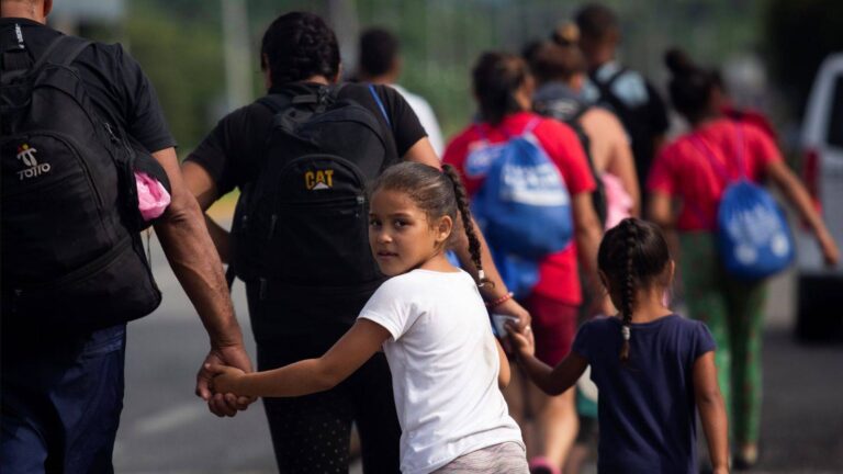 4 %d8%b9%d9%88%d8%a7%d9%85%d9%84 %d8%aa%d8%af%d9%81%d8%b9 %d8%a7%d9%84%d8%b9%d8%a7%d8%a6%d9%84%d8%a7%d8%aa %d8%a7%d9%84%d8%a3%d9%85%d8%b1%d9%8a%d9%83%d9%8a%d8%a9 %d9%86%d8%ad%d9%88 %d9%85%d9%88%d8%a7