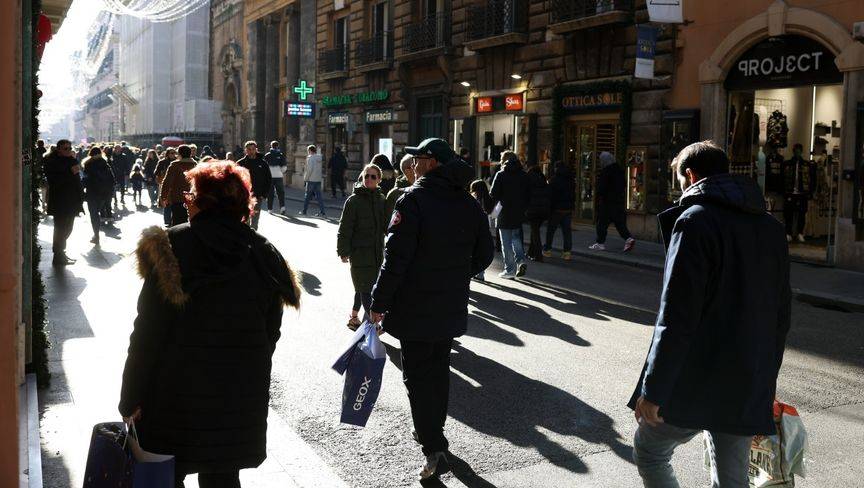 التضخم في منطقة اليورو يتباطأ ونهاية قريبة لدورة خفض الفائدة