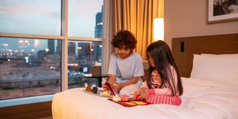 %d8%a7%d8%ad%d8%aa%d9%81%d9%84 %d8%a8%d8%b9%d9%8a%d8%af %d8%a7%d9%84%d9%81%d8%b7%d8%b1 %d9%85%d8%b9 %d8%b9%d8%b1%d9%88%d8%b6 %d9%85%d9%85%d9%8a%d8%b2%d8%a9 %d9%81%d9%8a %d9%81%d9%86%d8%af%d9%82 %d9%83