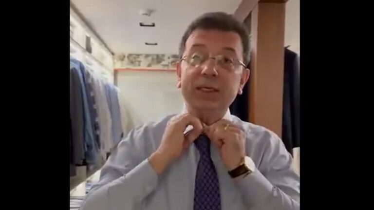 %d8%b4%d8%a7%d9%87%d8%af %d8%a5%d9%85%d8%a7%d9%85 %d8%a3%d8%ba%d9%84%d9%88 %d9%8a%d8%b1%d8%aa%d8%af%d9%8a %d8%ab%d9%8a%d8%a7%d8%a8%d9%87 %d9%82%d8%a8%d9%8a%d9%84 %d8%a7%d8%b9%d8%aa%d9%82%d8%a7%d9%84