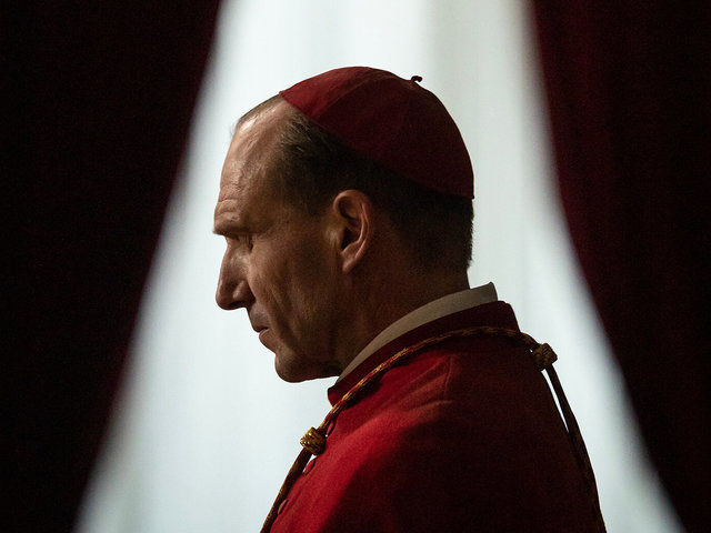 Conclave %d9%8a%d9%81%d9%88%d8%b2 %d8%a8%d8%ac%d8%a7%d8%a6%d8%b2%d8%a9 %d8%a3%d9%81%d8%b6%d9%84 %d8%b3%d9%8a%d9%86%d8%a7%d8%b1%d9%8a%d9%88 %d9%85%d9%82%d8%aa%d8%a8%d8%b3 %d8%a8%d8%ad%d9%81%d9%84