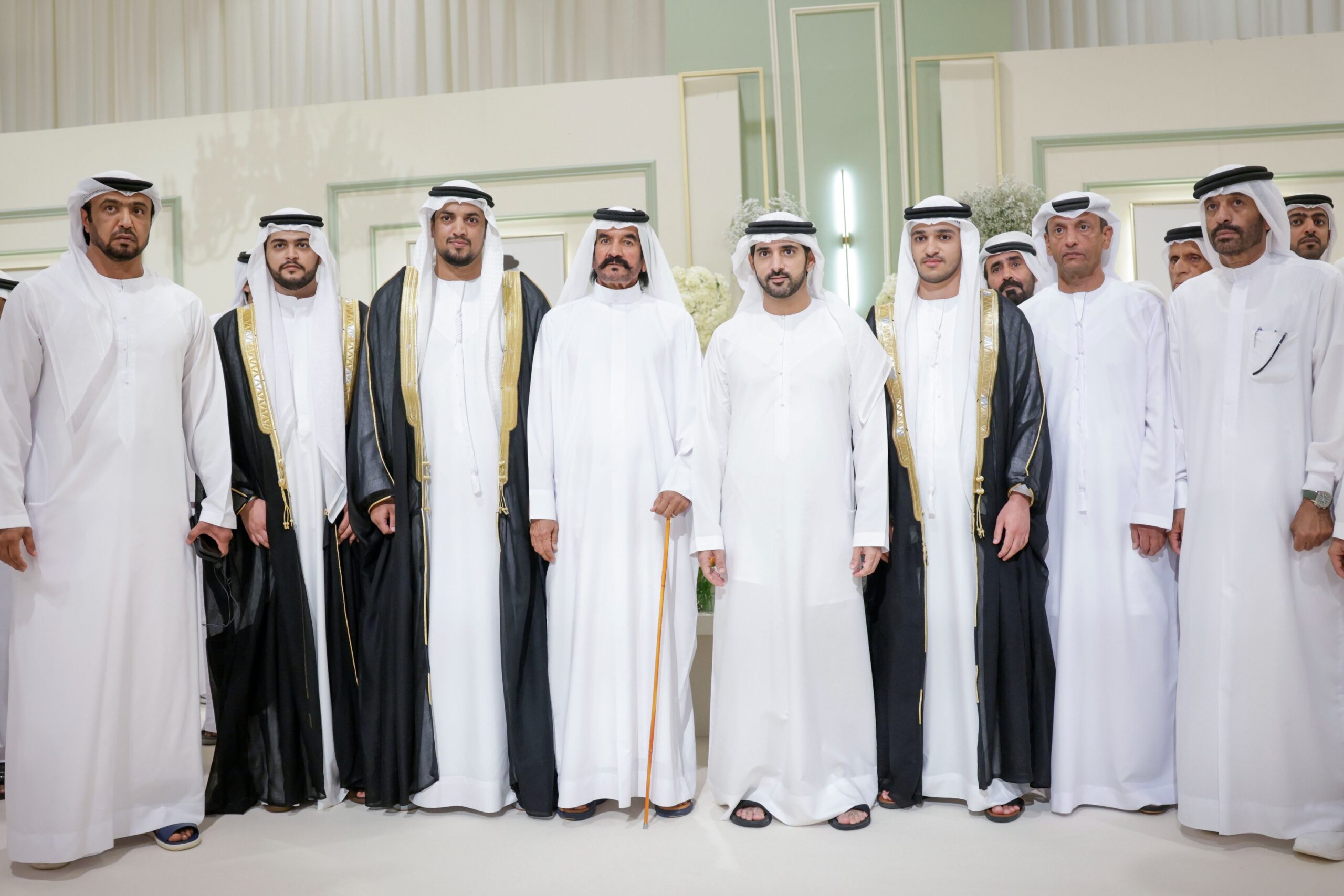 حمدان بن محمد يحضر أفراح بن غدير وملهوف والمقعودي