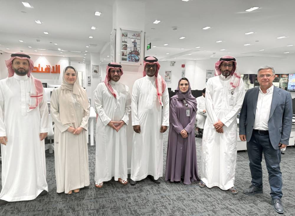 رئيس تحرير «عرب نيوز» يزور «الاقتصادية» ويبحث آليات التعاون والشراكة