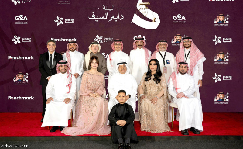 بقصائد «دايم السيف».. النجوم يطربون الجمهور