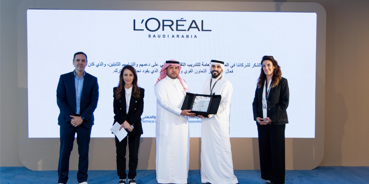 لوريال ” تطلق قمة “لوريال من أجل المستقبل” لتمكين المرأة وتعزيز استدامة قطاع الجمال في جدة
