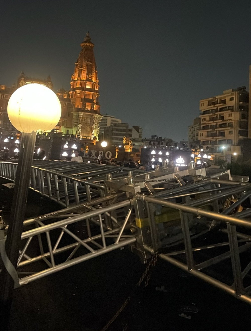 20 جريحًا في حادث حفل تامر حسني بالقاهرة.. وموقف لافت من النجم