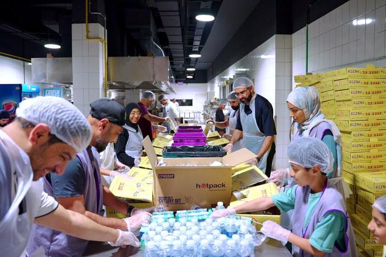 فريق مسؤوليتي التطوعي التابع لبنك نزوى يواصل مبادراته التطوعية المؤثرة في المجتمع