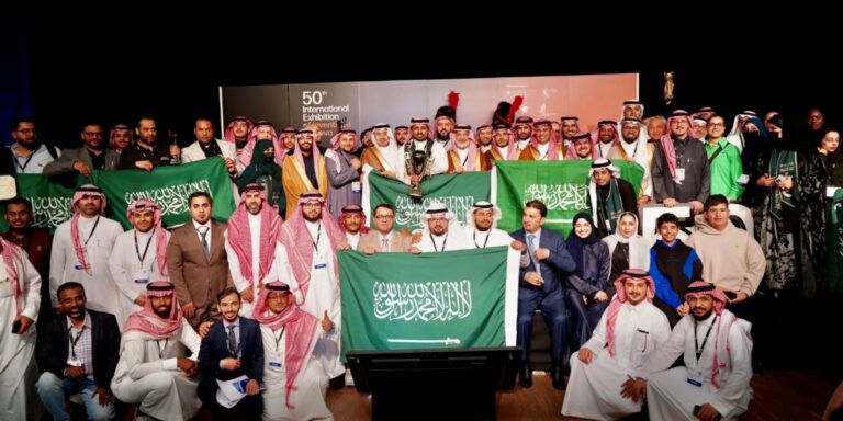 %d8%a7%d9%84%d9%85%d9%85%d9%84%d9%83%d8%a9 %d8%aa%d8%b8%d9%81%d8%b1 %d8%a8%d8%a7%d9%84%d8%ac%d8%a7%d8%a6%d8%b2%d8%a9 %d8%a7%d9%84%d9%83%d8%a8%d8%b1%d9%89 %d9%81%d9%8a %d9%85%d8%b9%d8%b1%d8%b6 %d8%ac