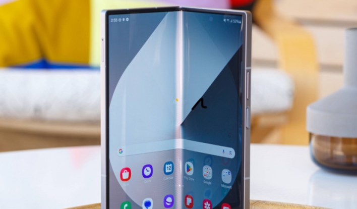 Galaxy z fold7 %d9%88 flip7 %d8%b3%d9%8a%d8%a3%d8%aa%d9%8a%d8%a7%d9%86 %d8%a8%d9%88%d8%a7%d8%ac%d9%87%d8%a9 one ui 8 %d9%85%d8%a8%d8%a7%d8%b4%d8%b1%d8%a9 %d9%85%d9%86 %d8%a7%d9%84%d8%b9%d9%84%d8%a8