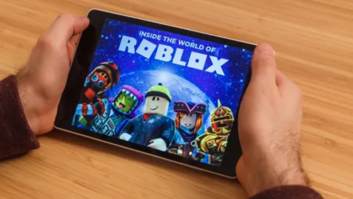 «روبلوكس».. ساحة ألعاب لاختراق الحسابات وابتزاز الأطفال