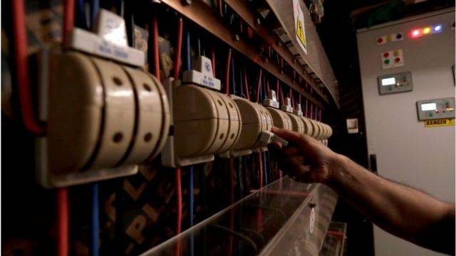 “البنك الإسلامي للتنمية” يبحث مع لبنان وسوريا تمويل مشاريع كهرباء