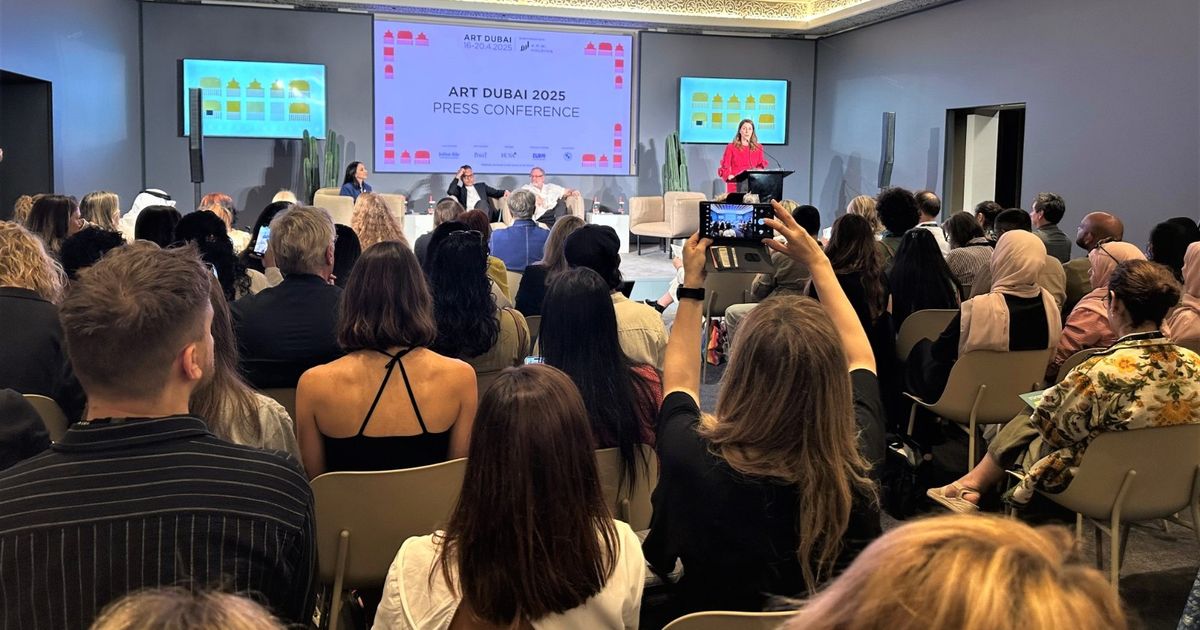 “آرت دبي” يحمل أصوات الجنوب العالمي والهجرة والهويات