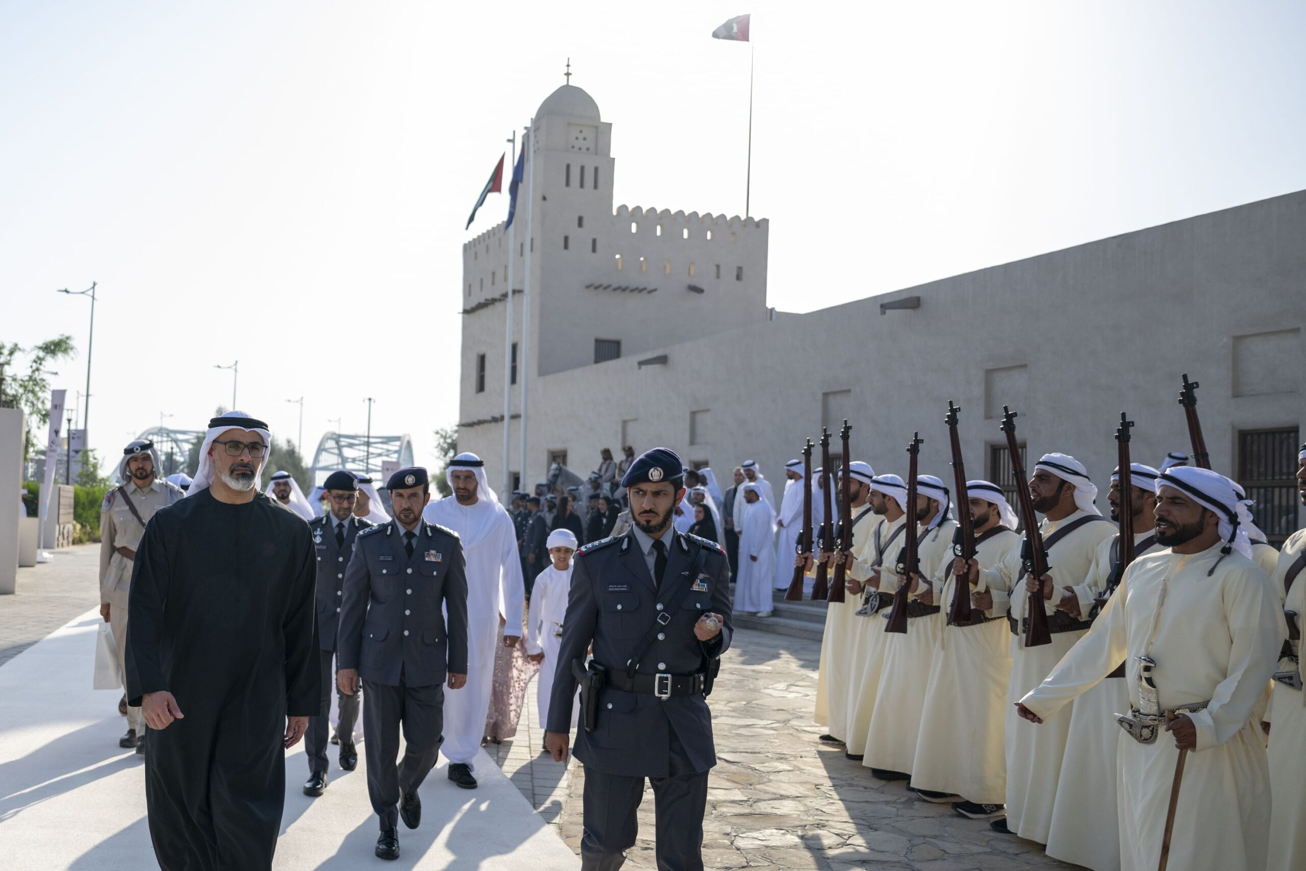 خالد بن محمد بن زايد يشهد إعادة افتتاح “متحف المقطع” بعد ترميمه
