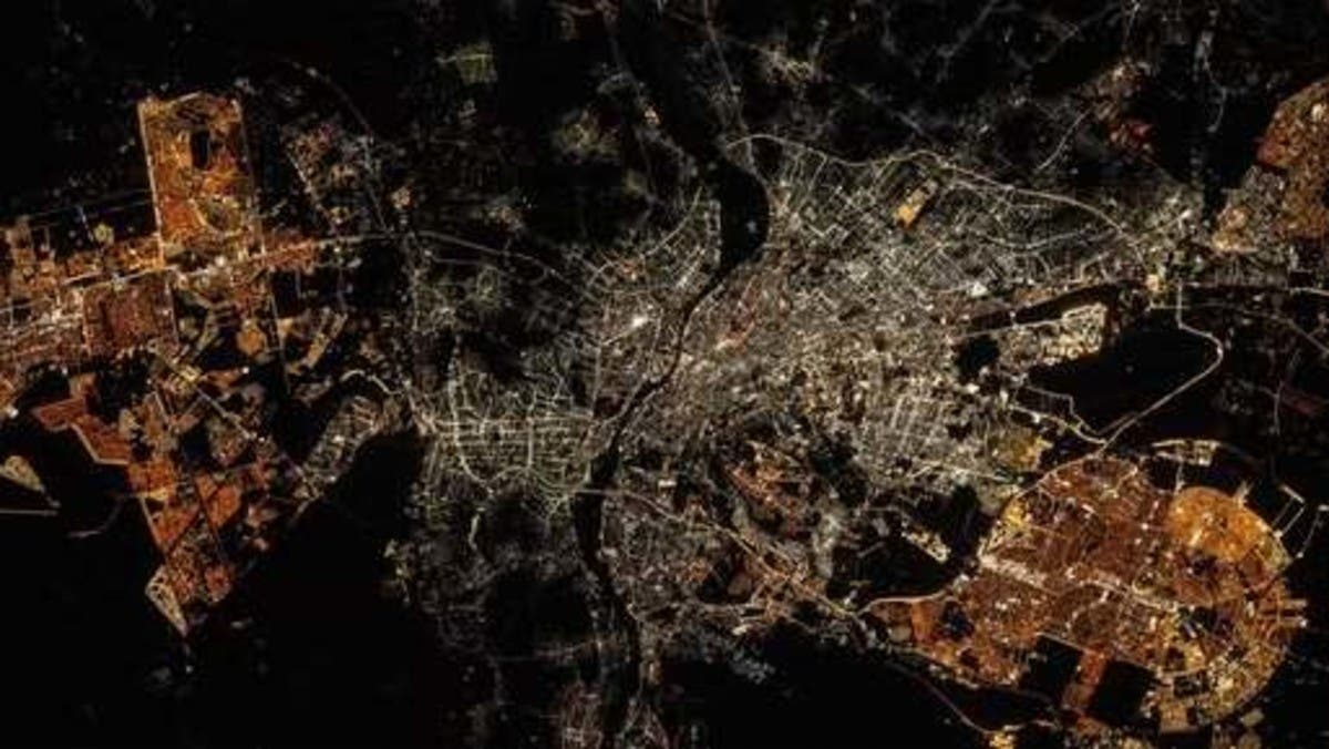 بصور من الفضاء.. السفارة الأميركية تتغزل بمصر