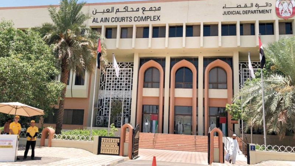 امرأة تدفع 94 ألف درهم في تأشيرات وتذاكر طيران وهمية