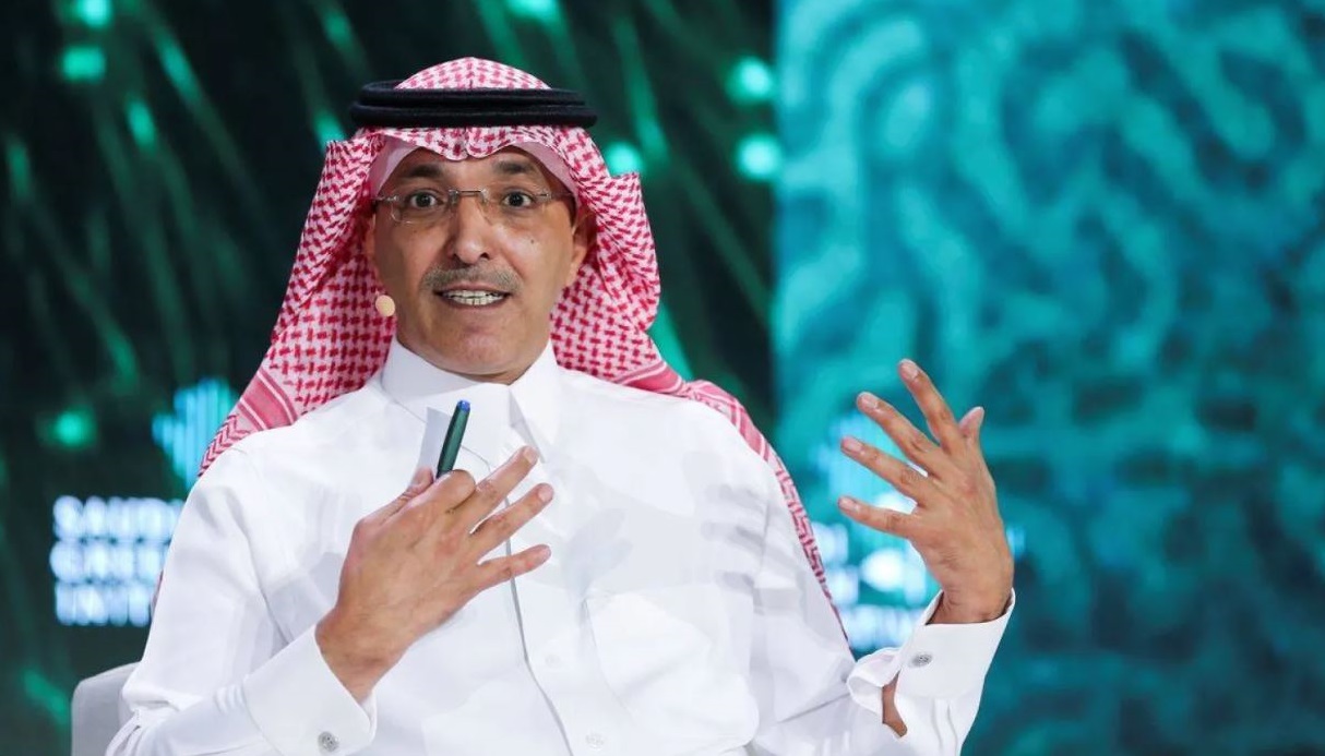 وزير المالية السعودي: الحكومة تمتلك الأدوات الكفيلة بإعادة التوازن