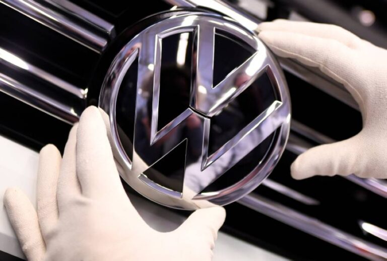 %d9%81%d9%88%d9%84%d9%83%d8%b3 %d9%81%d8%a7%d8%ba%d9%86 %d8%aa%d8%af%d8%b1%d8%b3 %d8%aa%d8%b5%d9%86%d9%8a%d8%b9 %d8%a3%d9%88%d8%af%d9%8a %d9%81%d9%8a %d8%a3%d9%85%d9%8a%d8%b1%d9%83%d8%a7