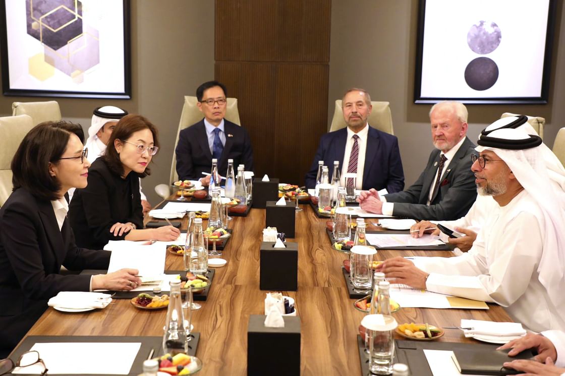 الإمارات وجمهورية كوريا تستعرضان إنجازات تعاونهما النووي السلمي