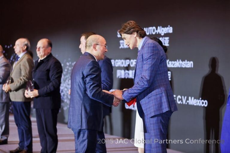 %d8%a7%d9%84%d8%ad%d8%a8%d8%aa%d9%88%d8%b1 %d9%84%d9%84%d8%b3%d9%8a%d8%a7%d8%b1%d8%a7%d8%aa %d8%aa%d8%ad%d8%b5%d8%af %d8%ac%d8%a7%d8%a6%d8%b2%d8%a9 %d8%a3%d9%81%d8%b6%d9%84 %d9%85%d9%88%d8%b2%d8%b9