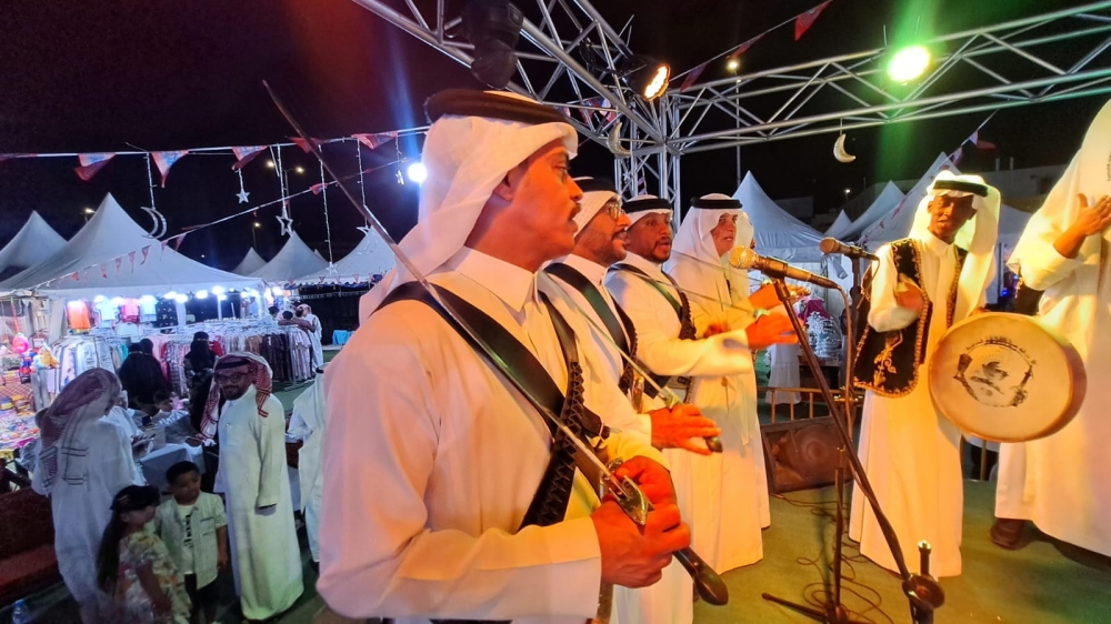 صور.. العرضة السعودية في احتفال أهالي الطرف بعيد الفطر