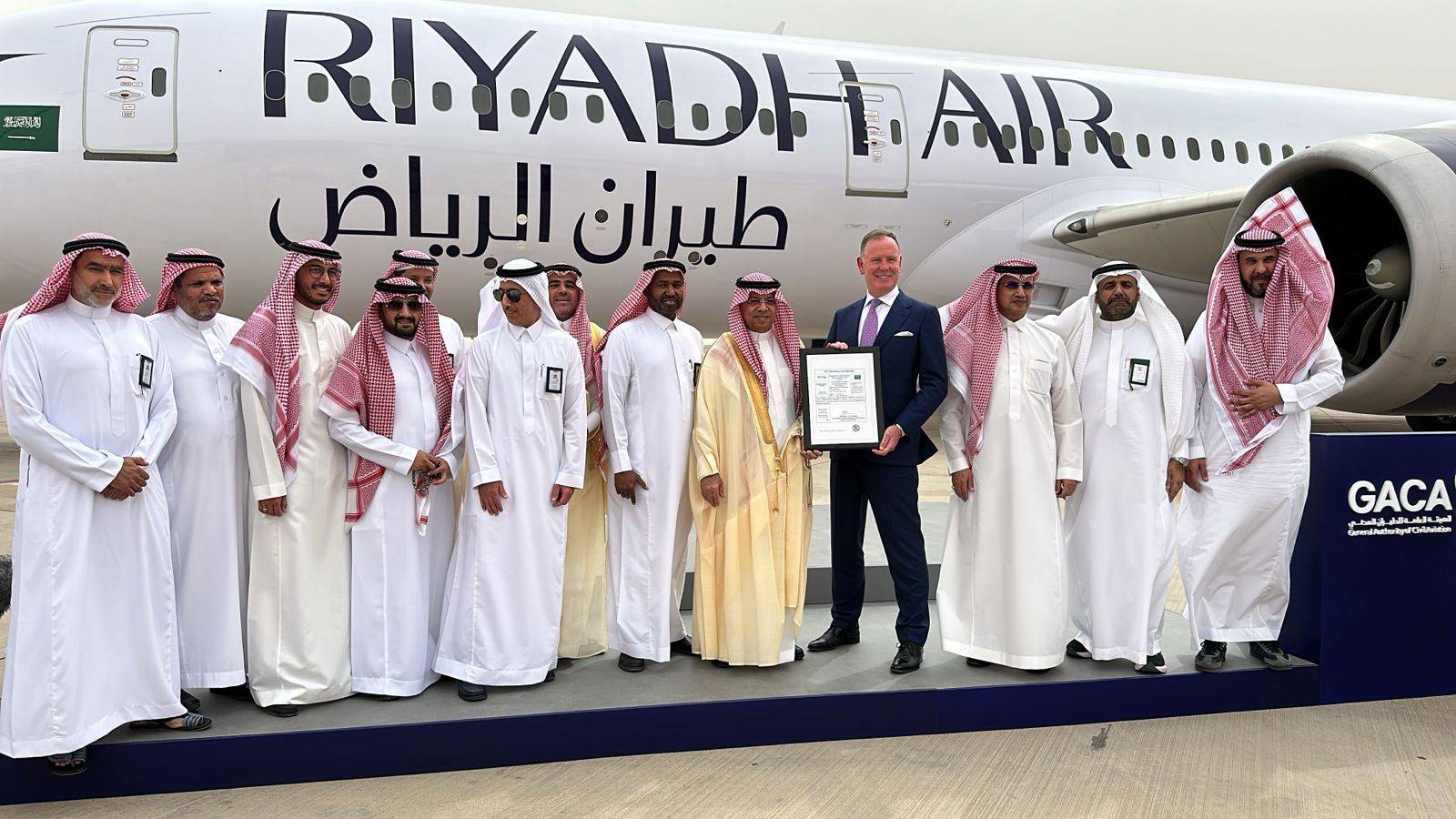 طيران الرياض تتسلم شهادة المشغل الجوي استعدادا لتسيير الرحلات