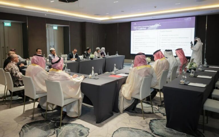 %d8%a7%d9%84%d8%ae%d8%b1%d9%8a%d9%81 %d9%8a%d8%a8%d8%ad%d8%ab %d9%85%d8%b9 %d8%b4%d8%b1%d9%83%d8%a7%d8%aa %d8%a7%d9%84%d8%aa%d8%b9%d8%af%d9%8a%d9%86 %d9%88%d8%a7%d9%84%d8%b5%d9%86%d8%a7%d8%b9%d8%a9