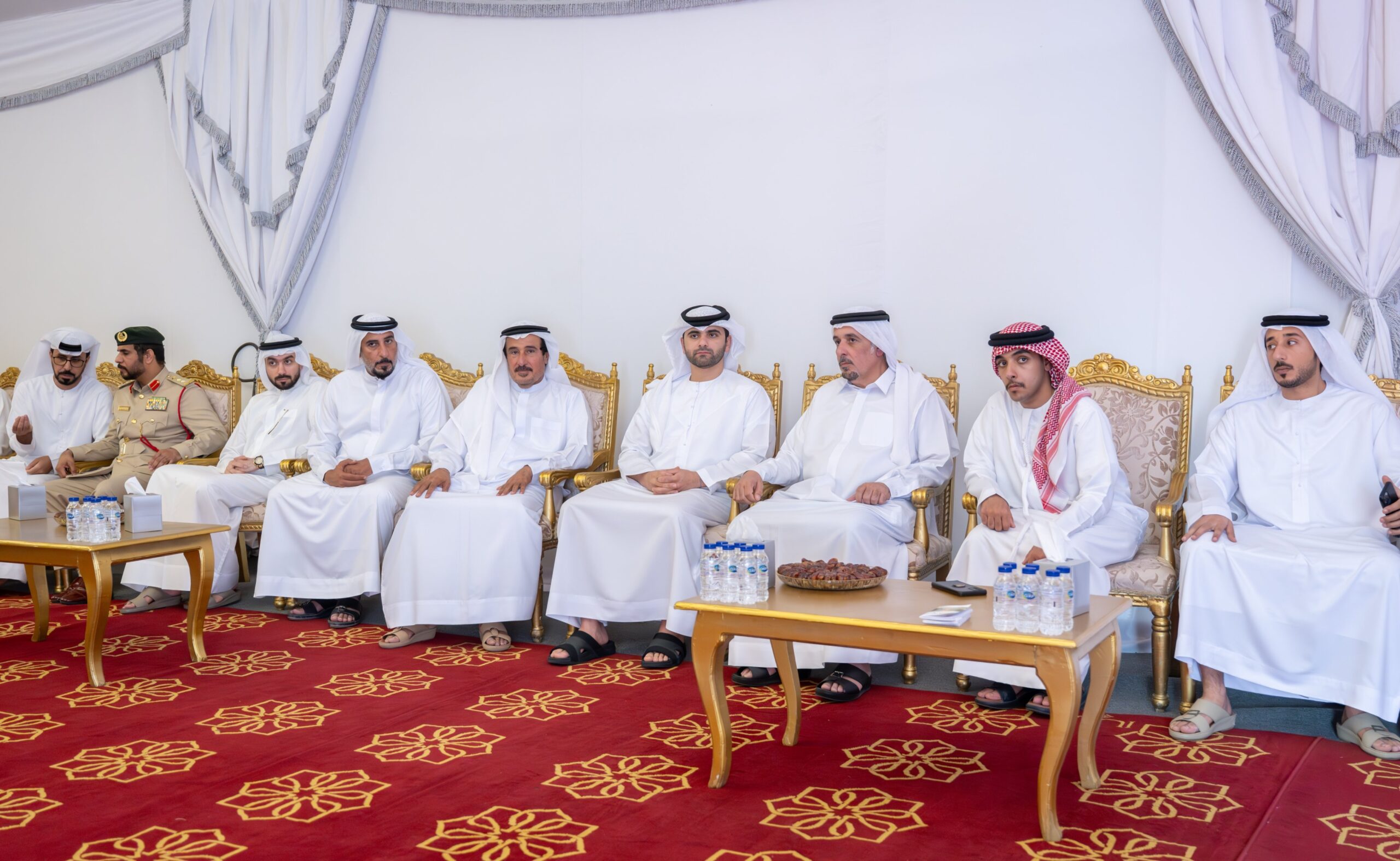 منصور بن محمد يعزي في وفاة محمد عبدالله بالعبيده السويدي