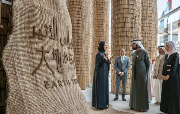 الشيخ محمد بن راشد يتفقد جناح الإمارات في معرض إكسبو 2025 أوساكا باليابان