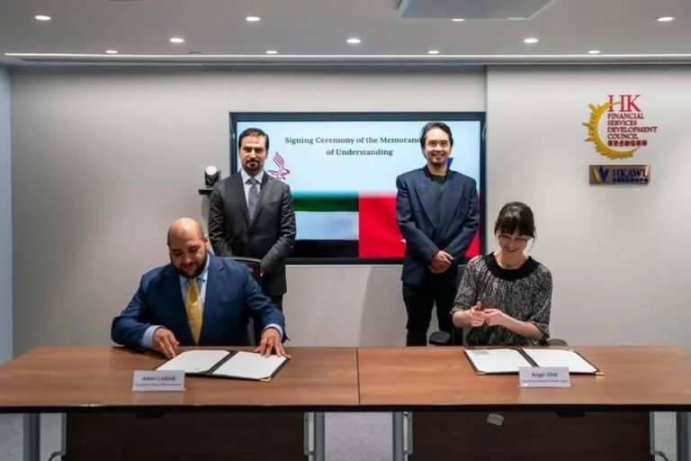 Efoa hkawlmousigning jpg.jpg