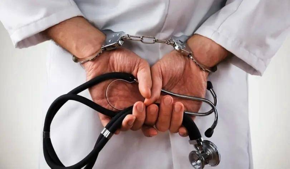 صيدلي يتقمص دور طبيب ويتسبب في وفاة حفيدة رئيس وزراء مصر السابق