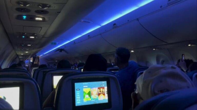 %d8%a8%d8%b3%d8%a8%d8%a8 %d8%b6%d9%8a%d9%81%d9%8a%d9%86 %d8%ba%d8%b1%d9%8a%d8%a8%d9%8a%d9%86 %d8%b9%d9%84%d9%89 %d8%b7%d8%a7%d8%a6%d8%b1%d8%a9 %d8%aa%d8%a3%d8%ae%d9%8f%d8%b1 %d8%b1%d8%ad