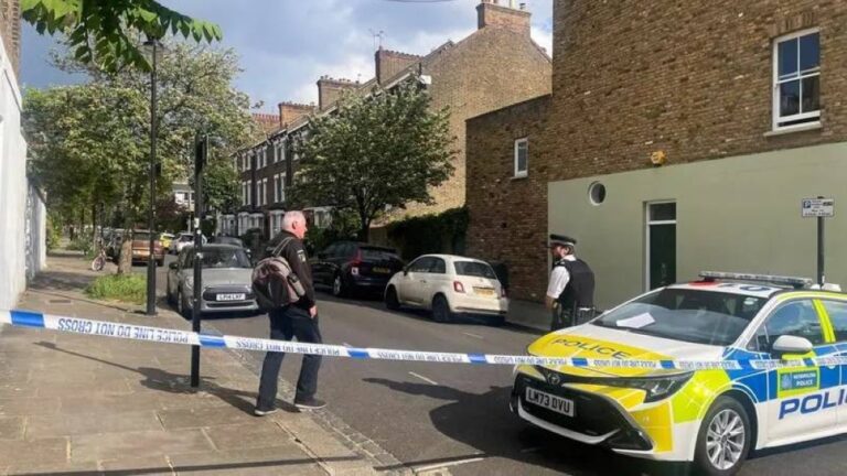 %d8%a8%d8%b1%d9%8a%d8%b7%d8%a7%d9%86%d9%8a%d8%a7 %d8%a7%d8%b9%d8%aa%d9%82%d8%a7%d9%84 %d9%85%d8%aa%d9%87%d9%85 %d8%a8%d8%a5%d8%b4%d8%b9%d8%a7%d9%84 %d9%85%d9%86%d8%b2%d9%84 %d8%b1%d8%a6%d9%8a%d8%b3