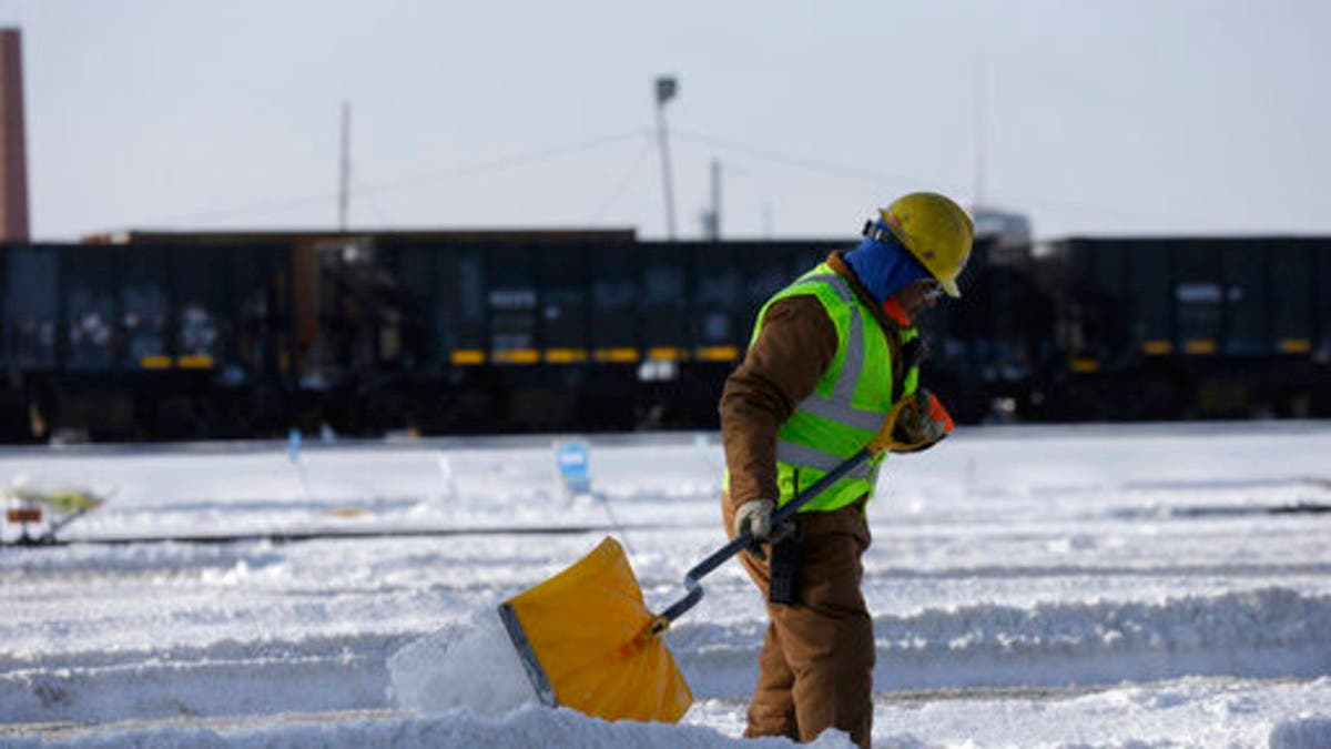 28 %d9%85%d8%af%d9%8a%d9%86%d8%a9 %d8%a3%d9%85%d9%8a%d8%b1%d9%83%d9%8a%d8%a9 %d9%83%d8%a8%d8%b1%d9%89 %d8%aa%d8%ba%d8%b1%d9%82 %d8%a8%d8%a8%d8%b7%d8%a1 %d9%8834 %d9%85%d9%84%d9%8a%d9%88%d9%86